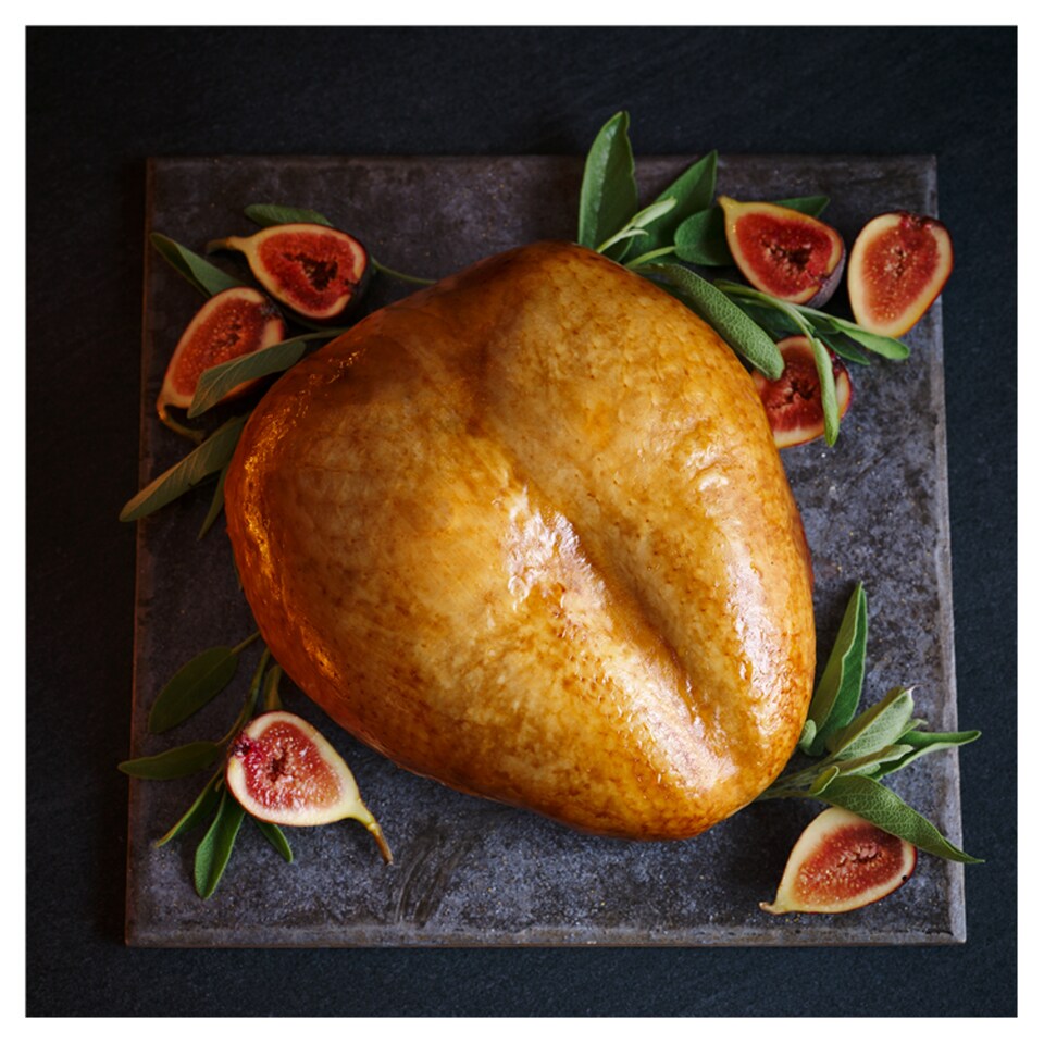 Tesco Finest Basted British Free Range Bronze Turkey Crown 1.5kg-2.25kg Serves 7-10