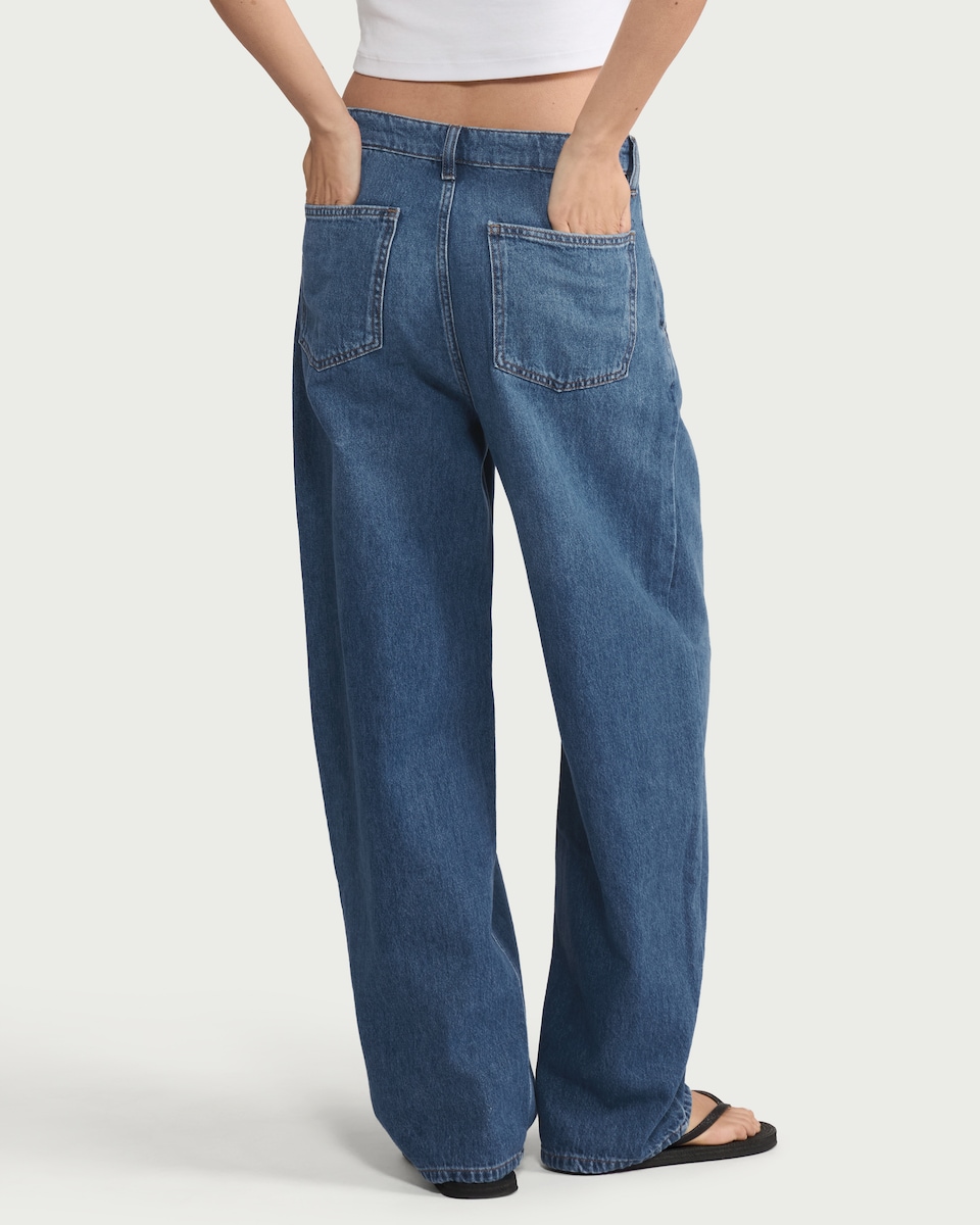 image 1 of F&F High Rise Relaxed Jeans in Navy
