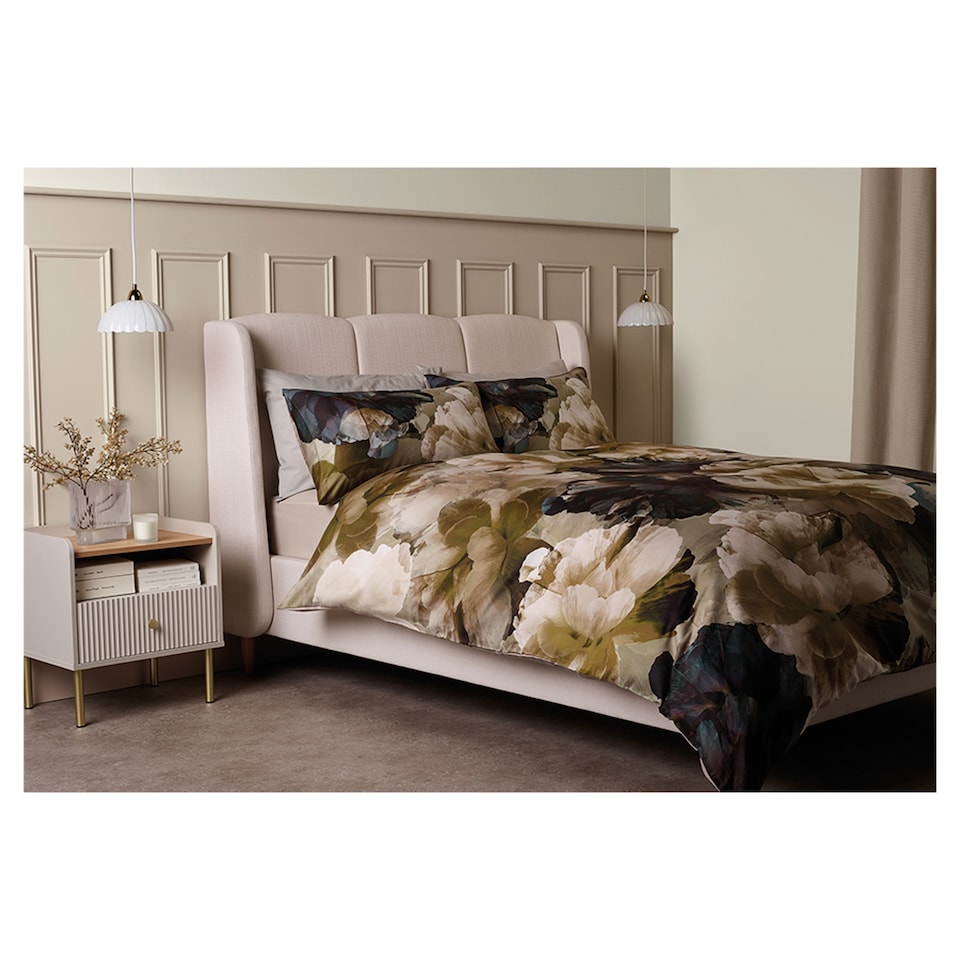 F&F Home Photographic Digital Floral Duvet Set Super King