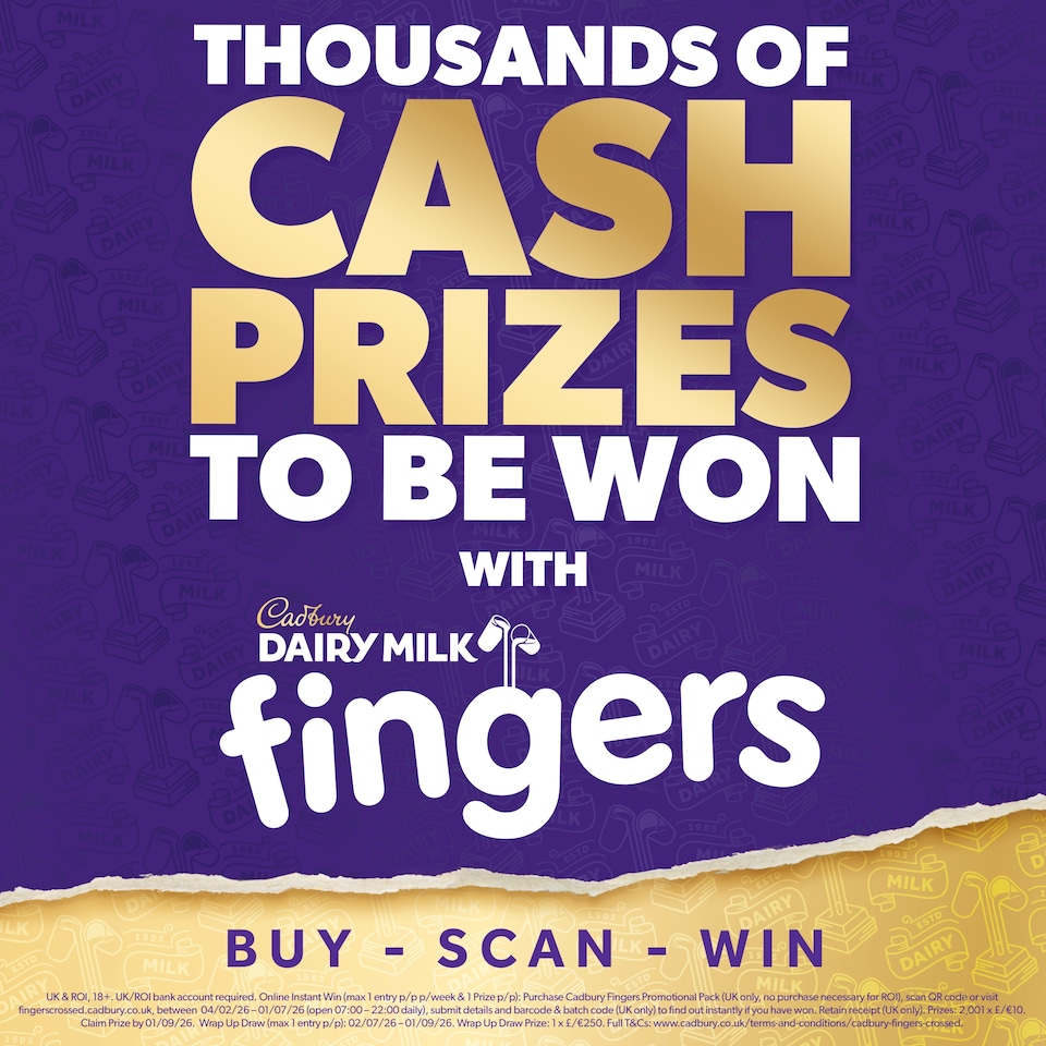 image 1 of Cadbury White Chocolate Fingers Biscuits 114g