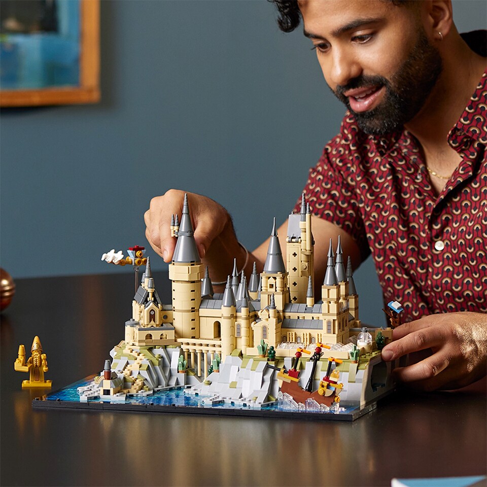 LEGO Harry Potter 76419 A Roxfort kastély és környéke  1. kép