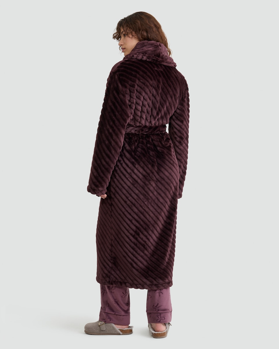 image 1 of F&F Fleece Textured Dressing Gown in Burgundy