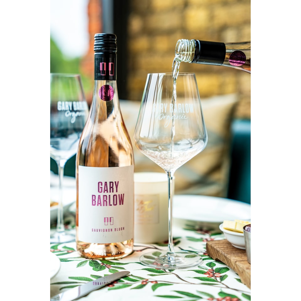 image 1 of Gary Barlow Sauvignon Blush 75cl