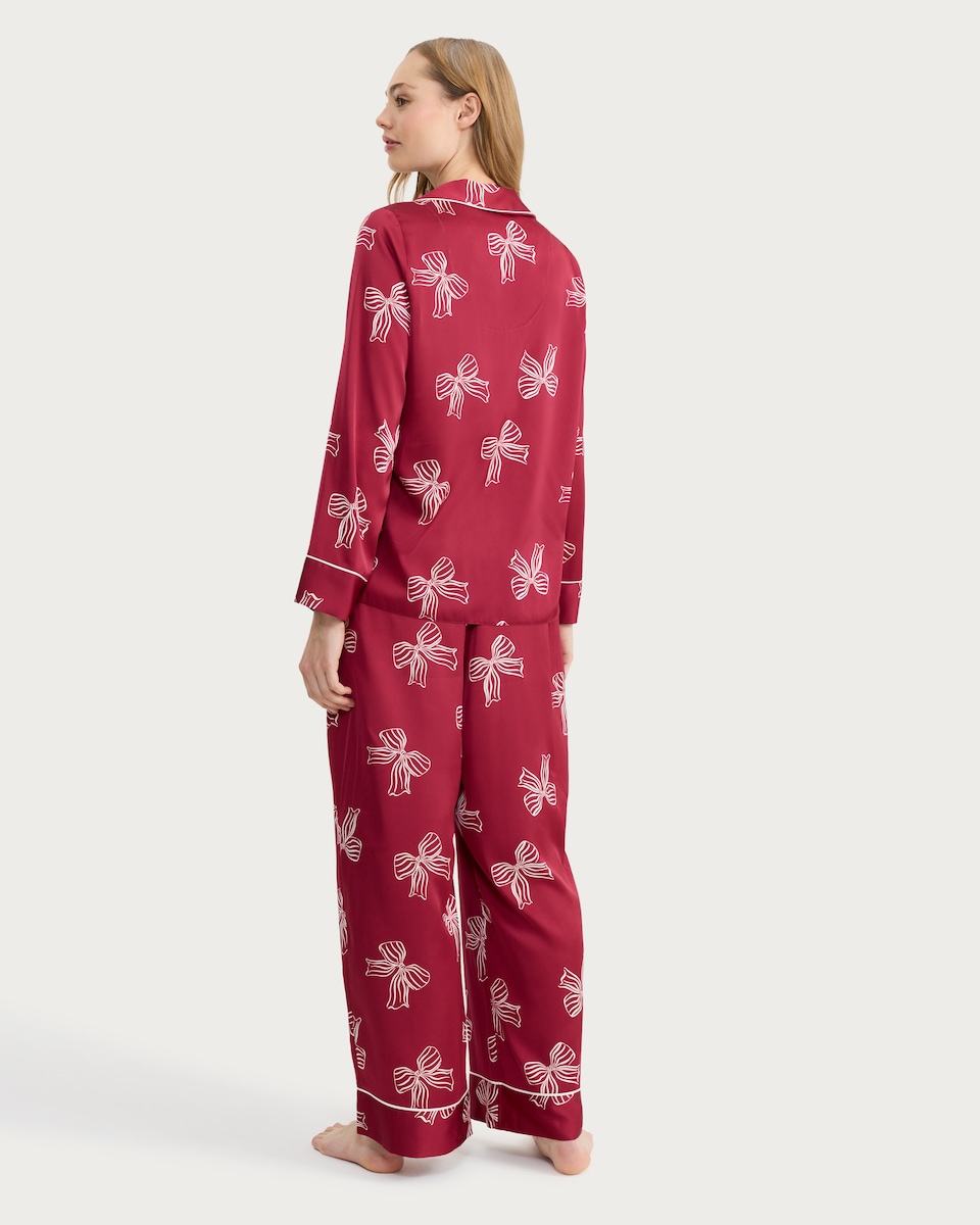 image 1 of F&F Satin Bow Print Pyjama Set in Red