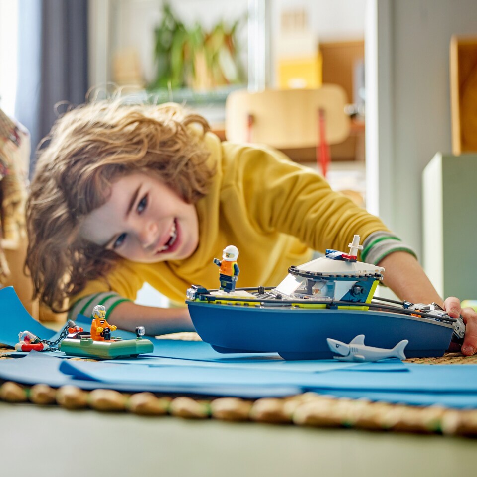 LEGO City 60456 Üldözés rendőrségi csónakkal  1. kép