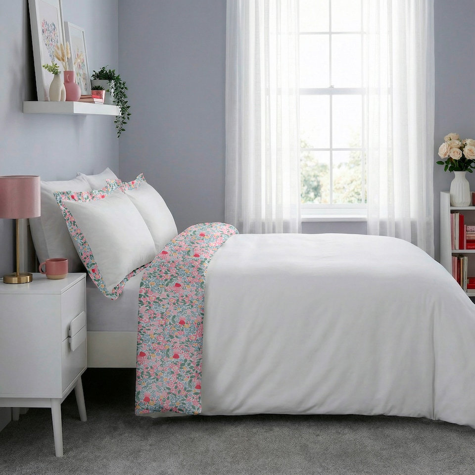 image 1 of Silentnight Ditsy Floral Frill Duvet Set Single