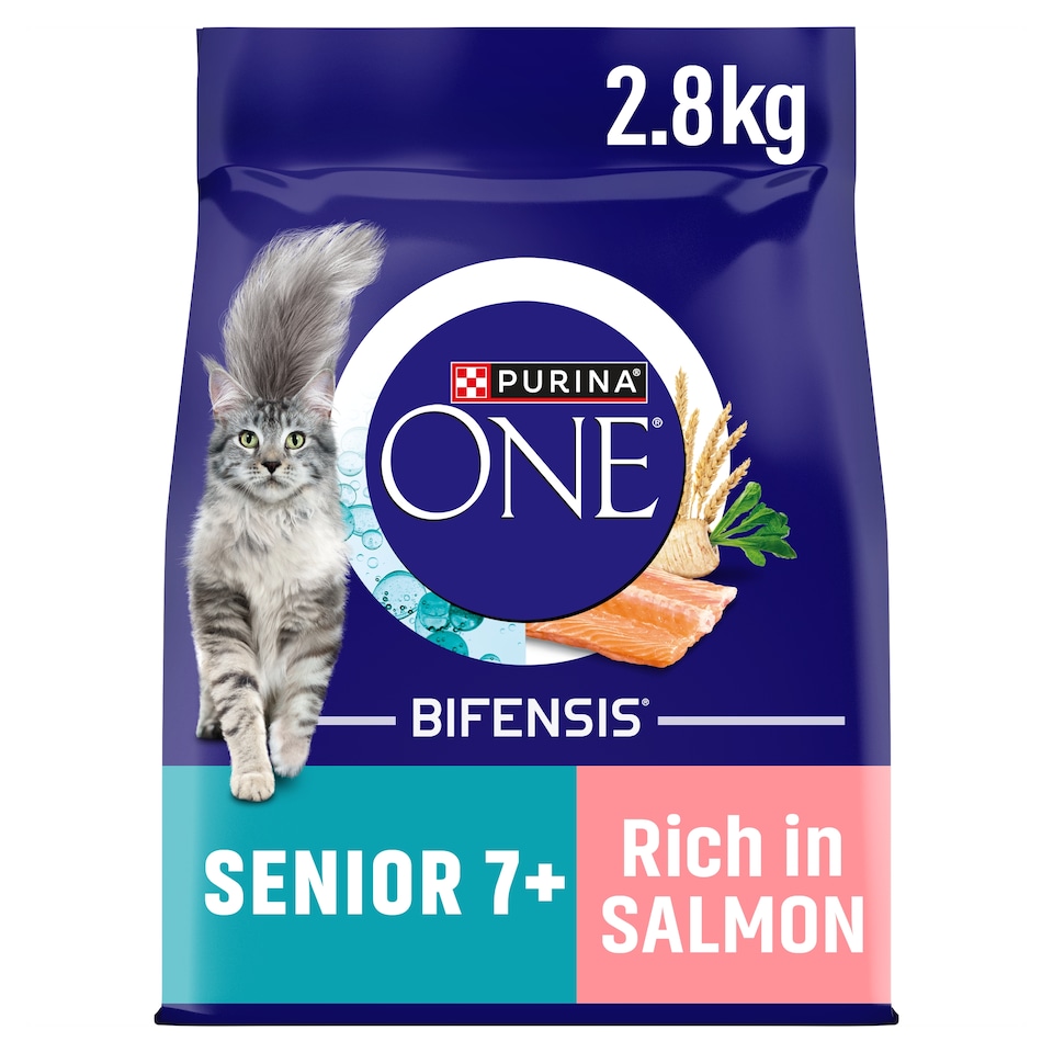 Purina One 7+ Dry Cat Food With Salmon 2.8Kg