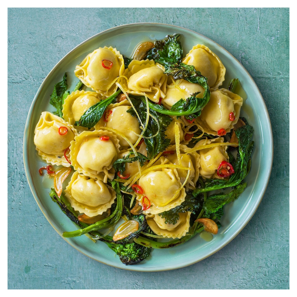 image 1 of La Famiglia Rana Fresh Tortelloni - Spinach & Ricotta 250g