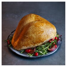 Tesco Turkey Crown Medium 2.3kg-3.19kg (Serves 8-11)
