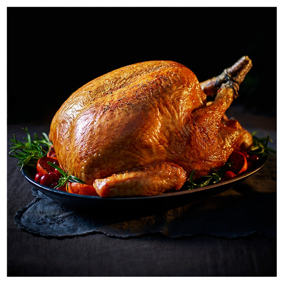 Tesco Finest Free Range Heritage Narragansett Whole Turkey Large 5.26kg - 6.51kg Serves 13-15