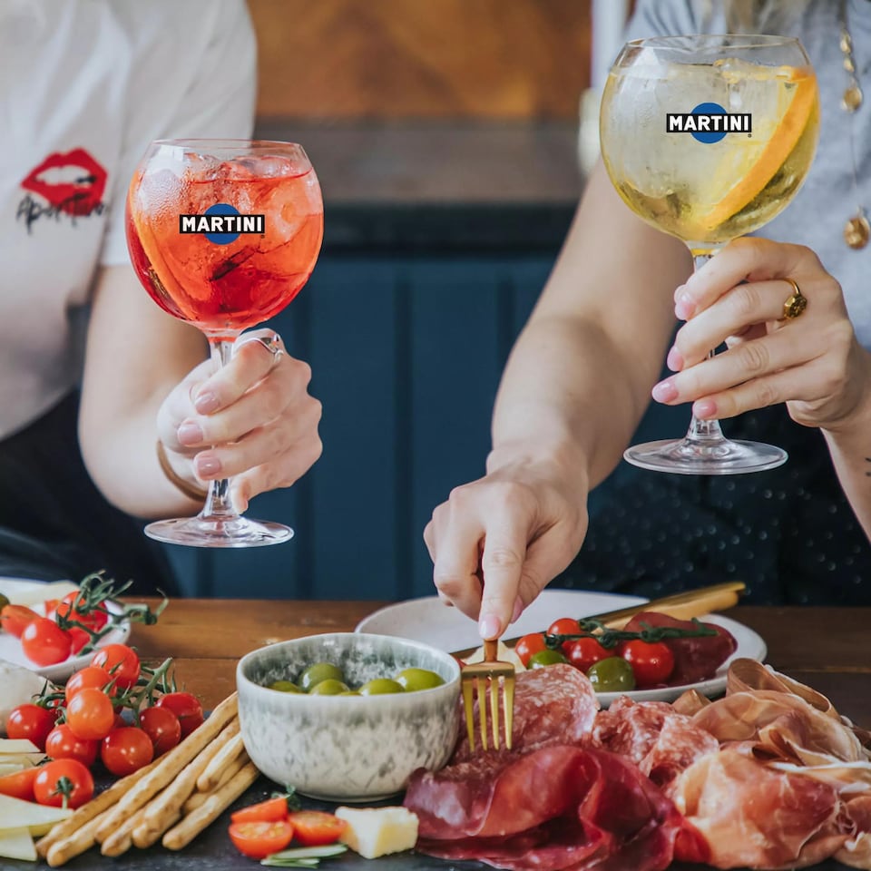 image 1 of Martini Vibrante Non-Alcoholic Aperitif 750Ml