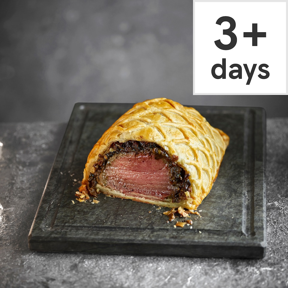 image 1 of 45. Tesco Finest 30-Day Matured Beef Wellington 0.9-1.2kg (Serves 4)