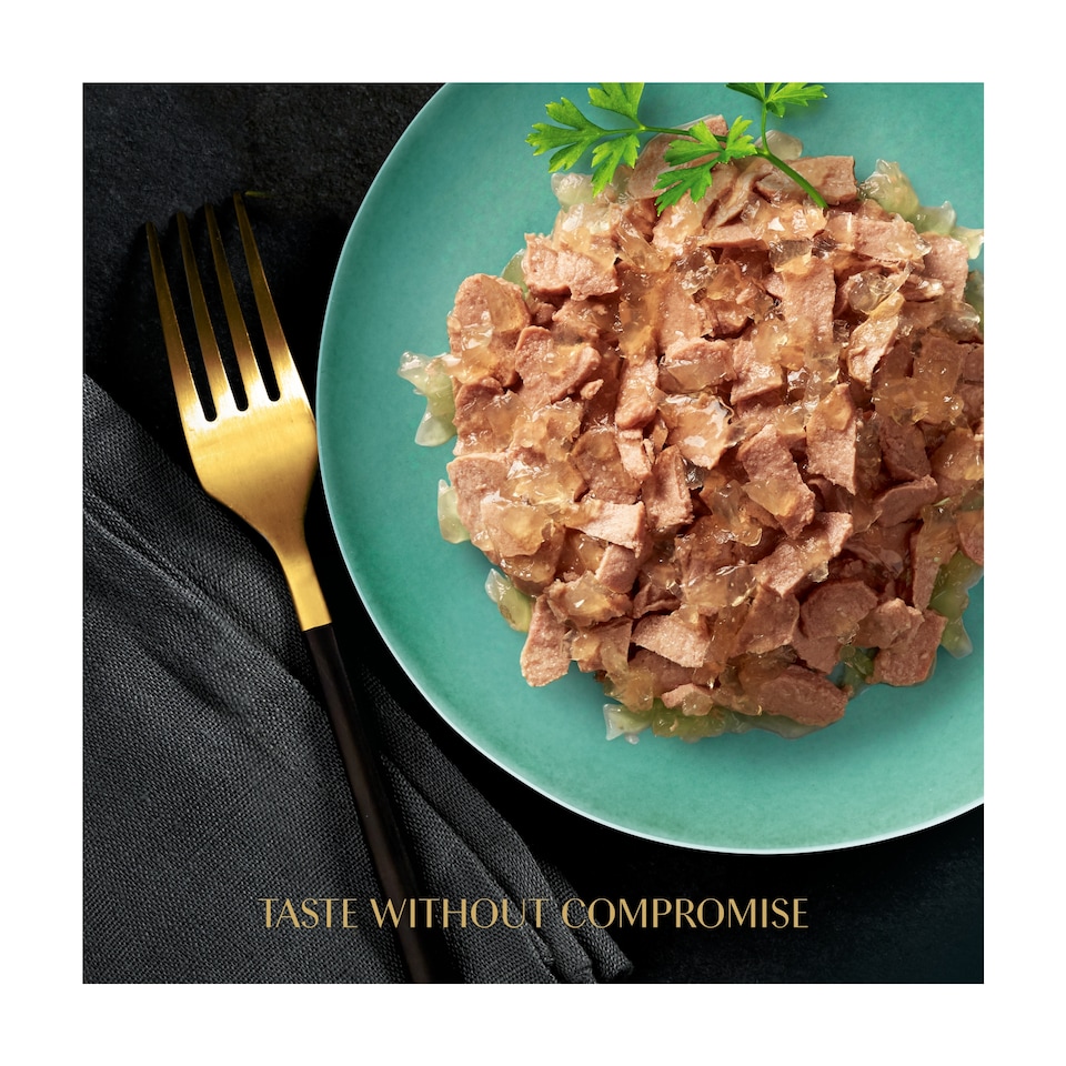 image 1 of Sheba Fine Flakes Wet Cat Food Tray Salmon in Jelly 85g