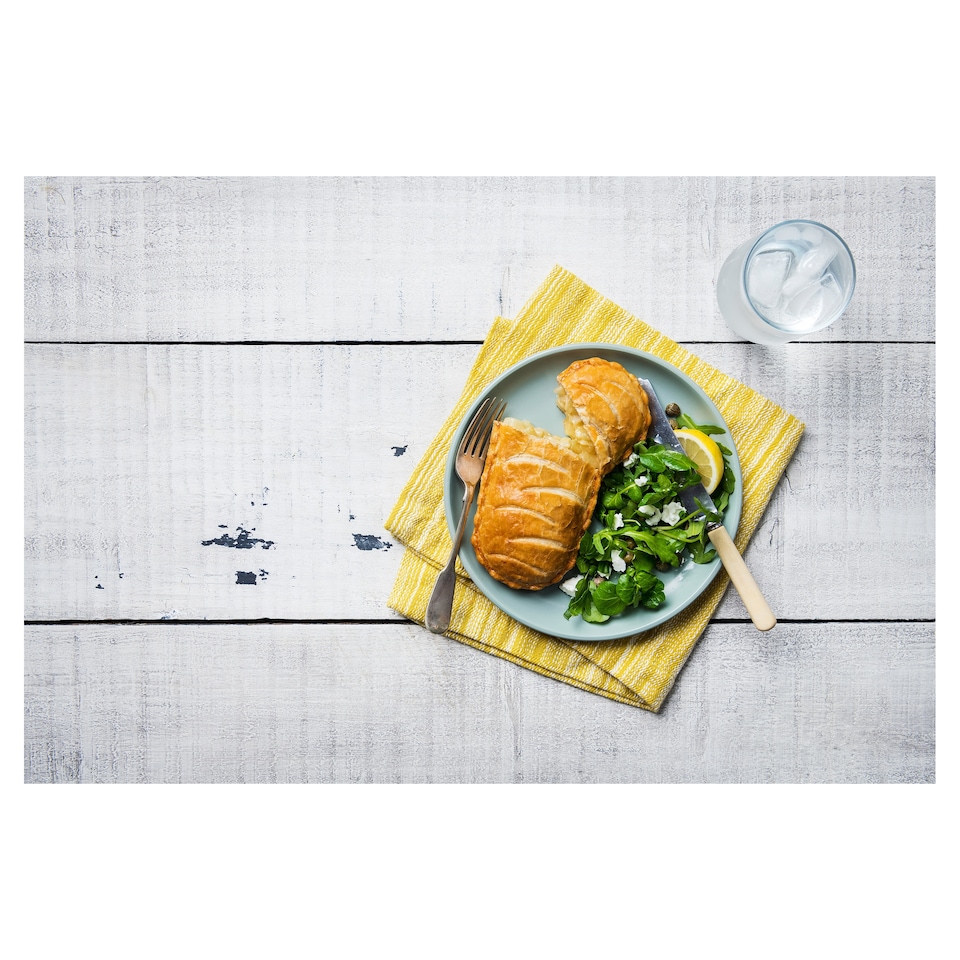 image 1 of Ginsters Cheddar & Onion Slice 170G