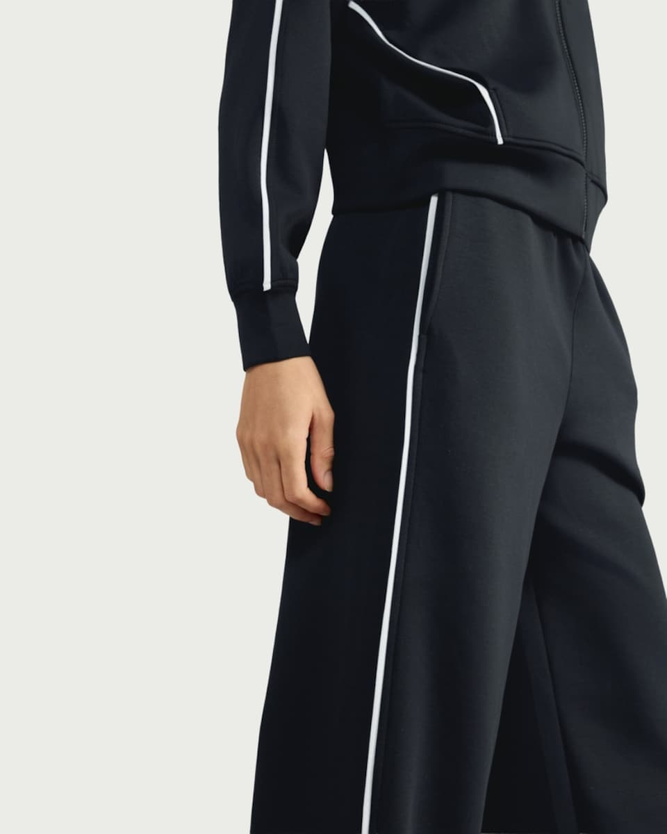 image 1 of F&F Active EVERYHOUR Side Stripe Wide Leg Joggers in Black