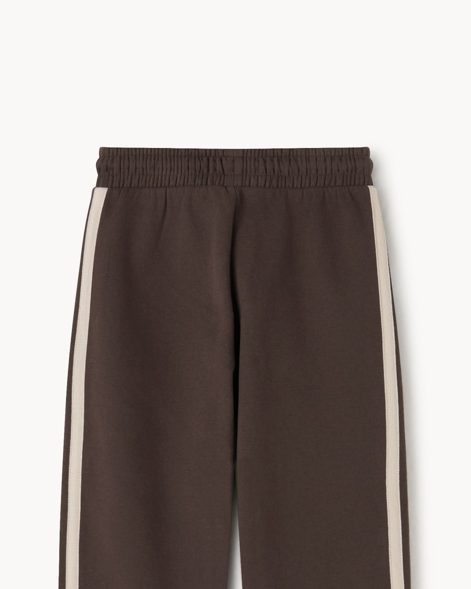 image 1 of F&F Boys 2-Pack Cotton Rich Side Stripe Wide Leg Joggers in Chocolate
