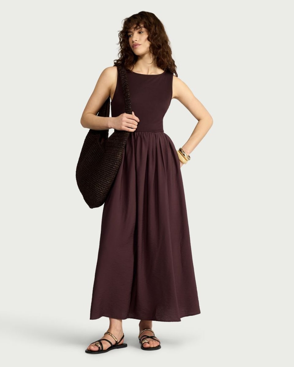 image 1 of F&F Sleeveless Midi Dress in Burgundy