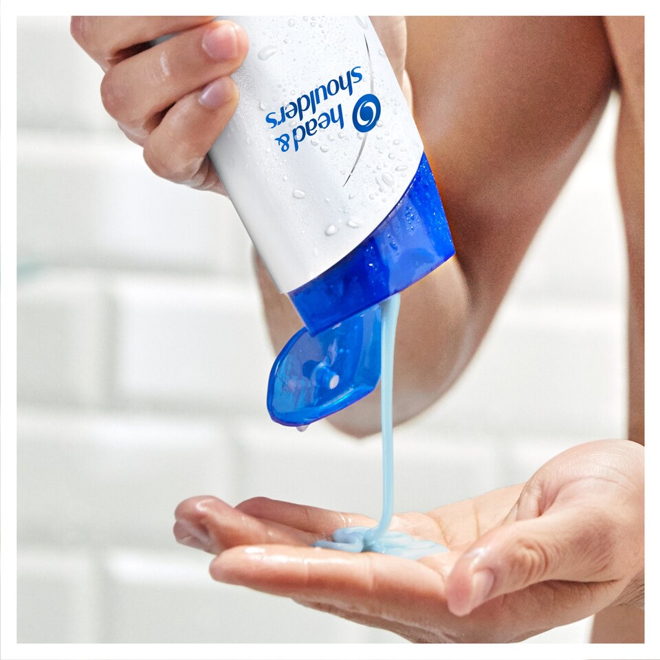 image 1 of Head & Shoulders Classic Clean Shampoo 500Ml