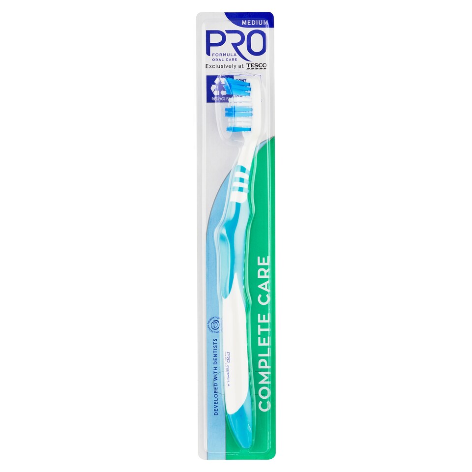 obrázok 1 z Pro Formula Complete Care Medium zubná kefka s ohybným krkom