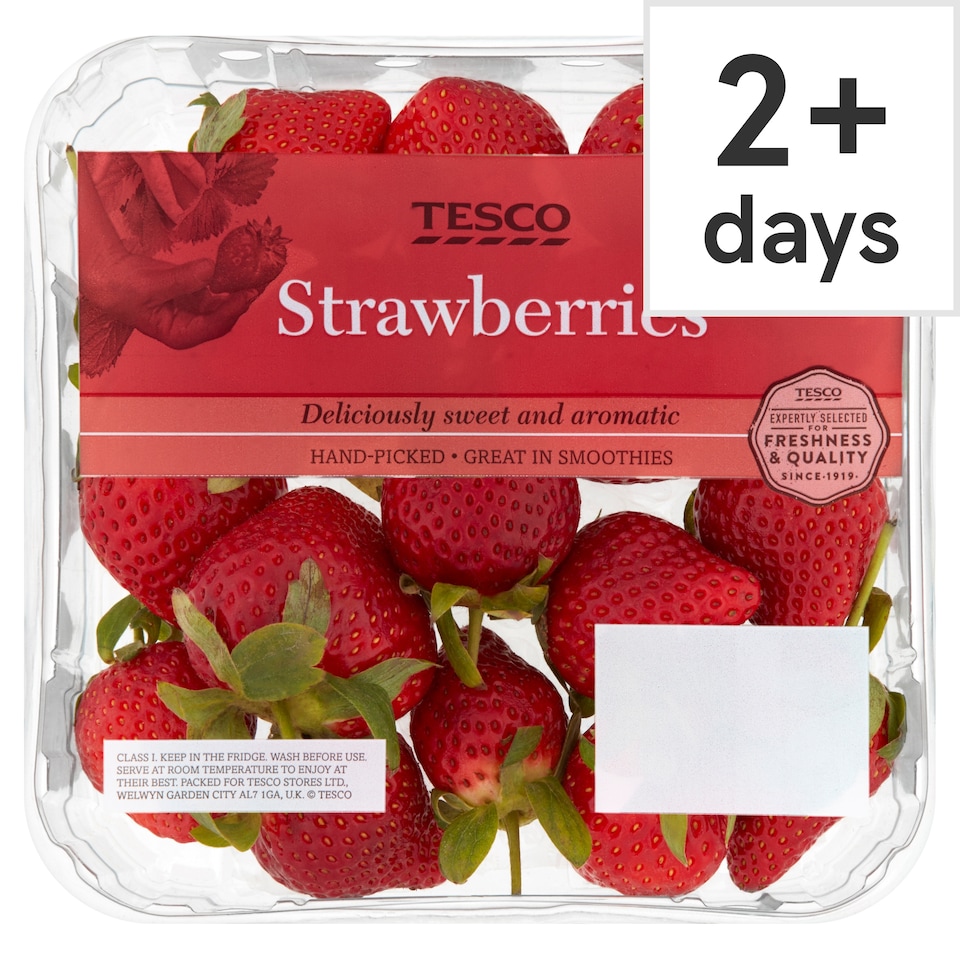 image 1 of Tesco Strawberry 400G