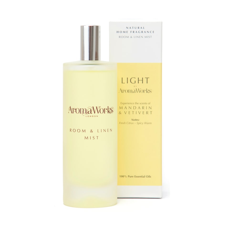 Aromaworks Light Mandarin & Vetivert Room Mist 100Ml