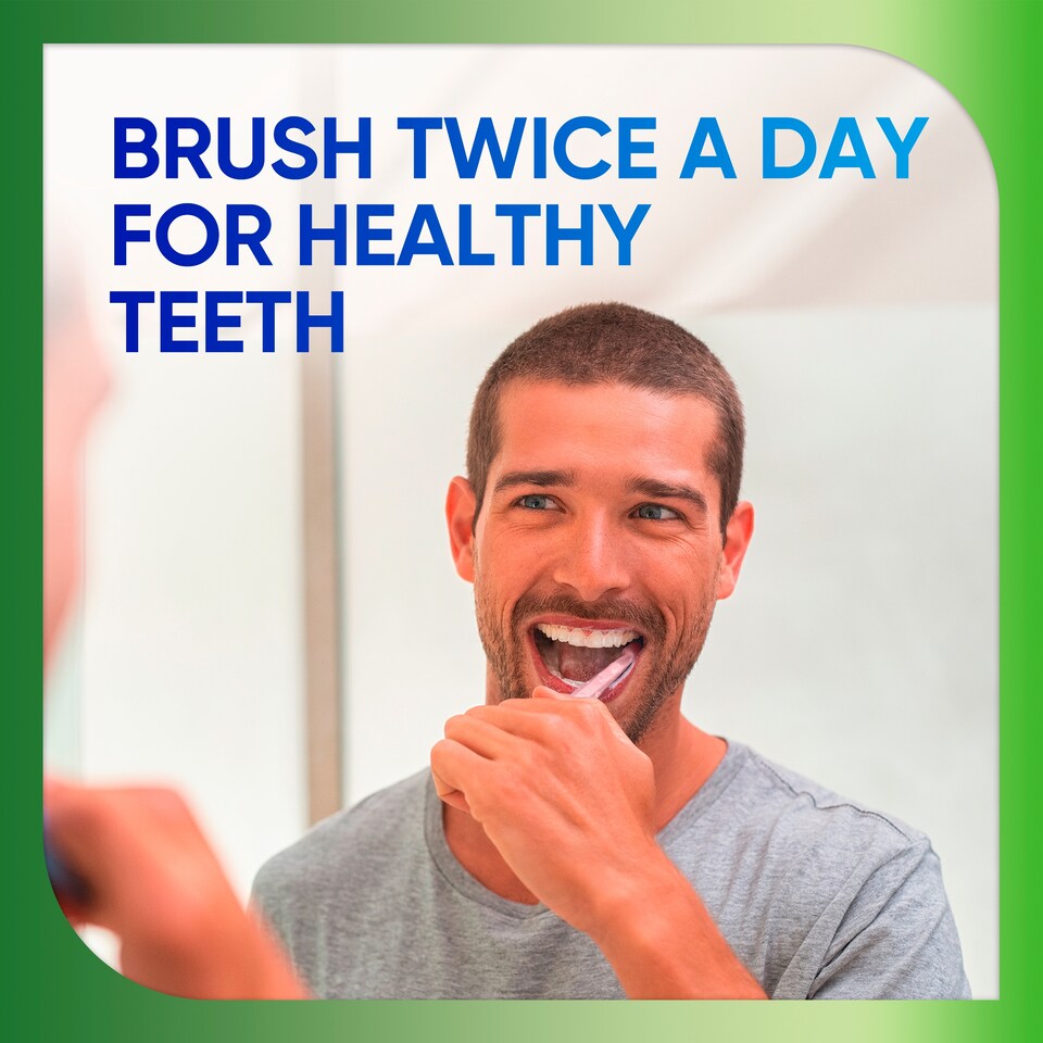 image 1 of Sensodyne Nourish Healthy Clean zubná kefka