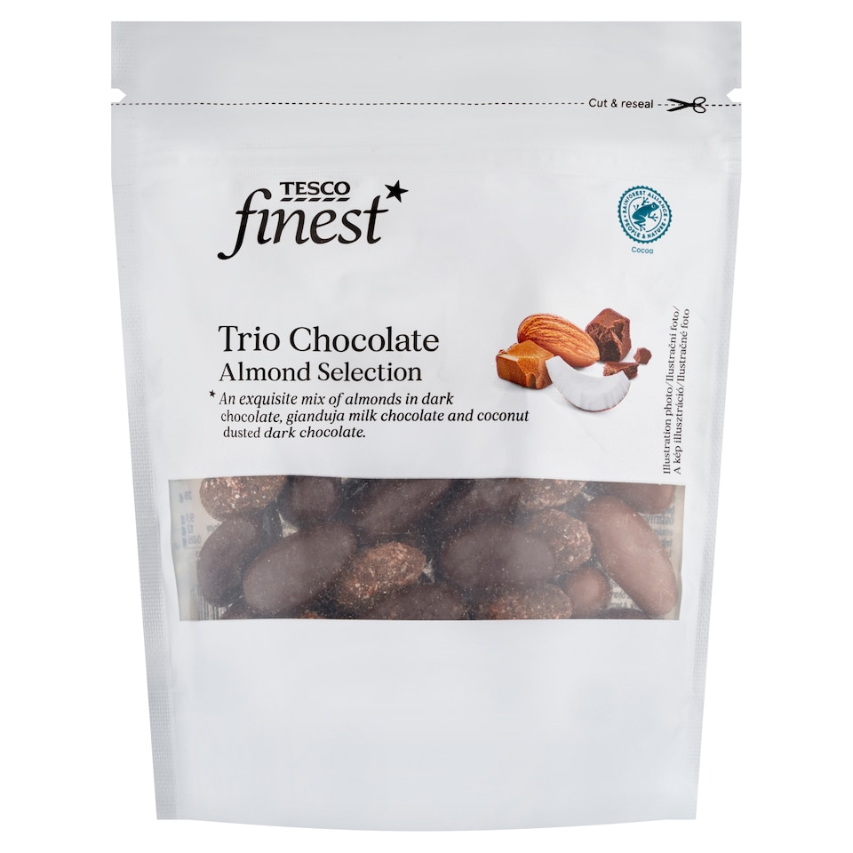 Tesco Finest Trio Chocolate Almond Selection 150 g