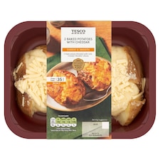 Tesco 2 Baked Potatoes With Cheddar 450G