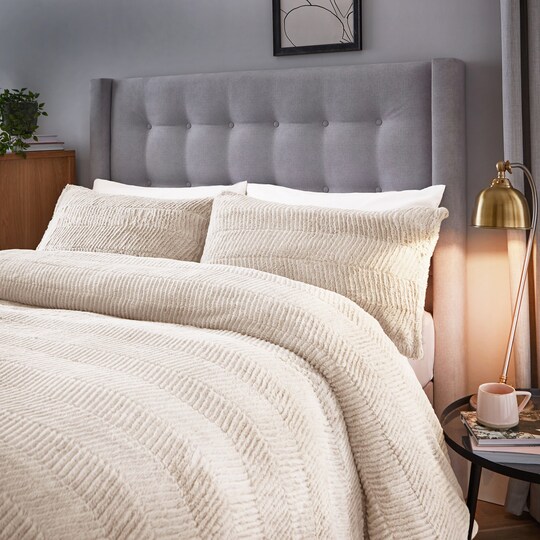 Silentnight Geo Faux Fur Duvet Set Cream Double Tesco Groceries