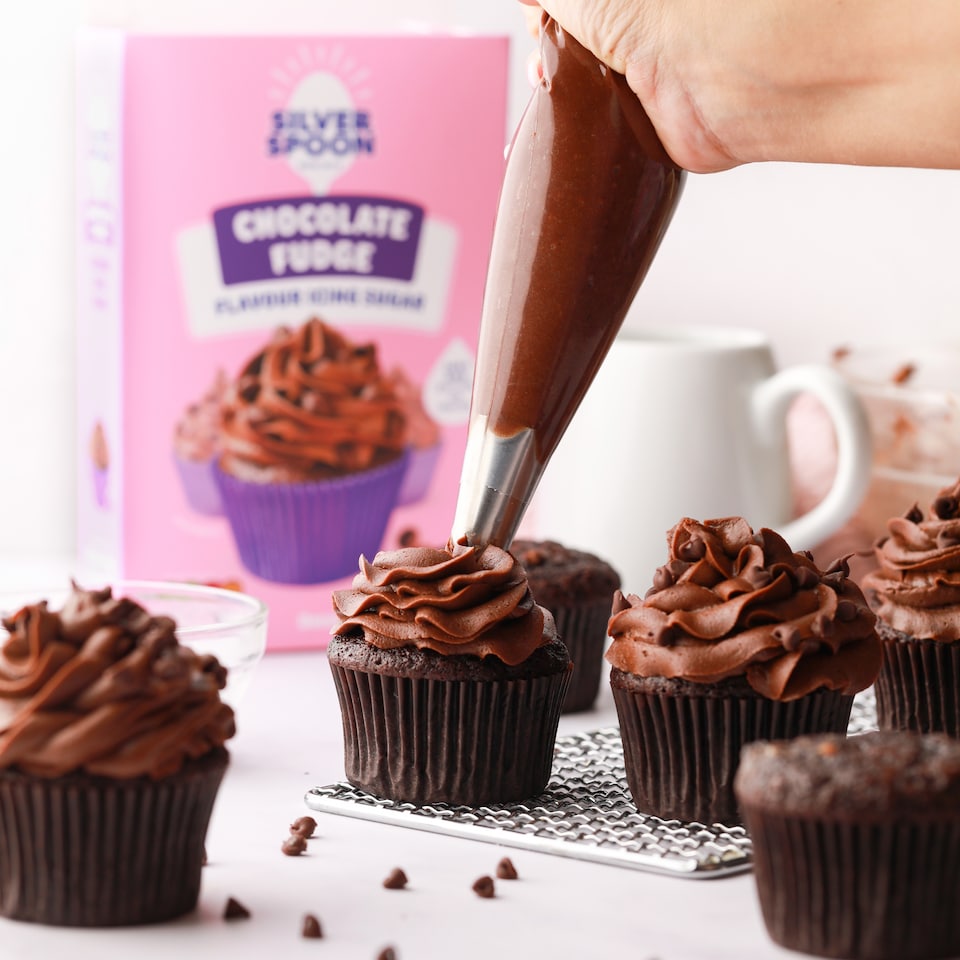 image 1 of Silver Spoon Chocolate Fudge Flavour Icing Sugar 200g