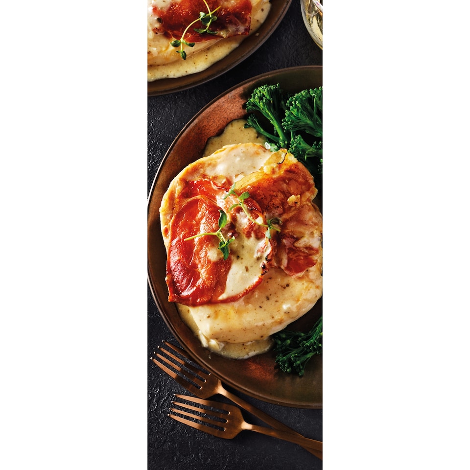 image 1 of Tesco Finest Dine In Butterflied Chicken & Serrano Ham With A Beurre Blanc Sauce 375G