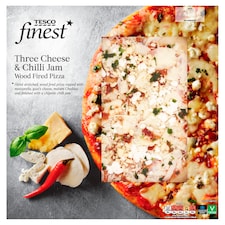 Tesco Finest Wood Fired Pizza - Three Cheese & Chilli Jam 396g