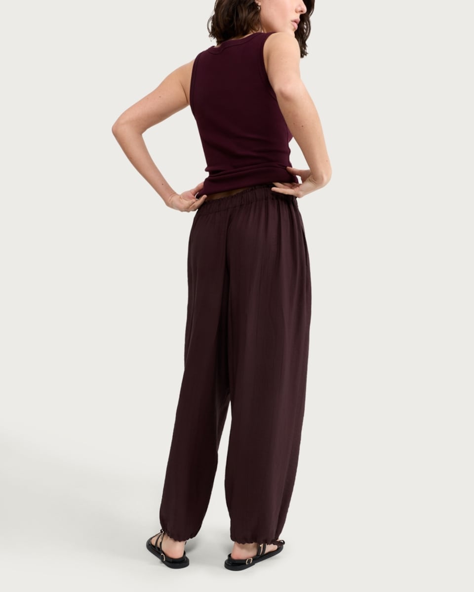 image 1 of F&F Textured Balloon Trousers in Chocolate