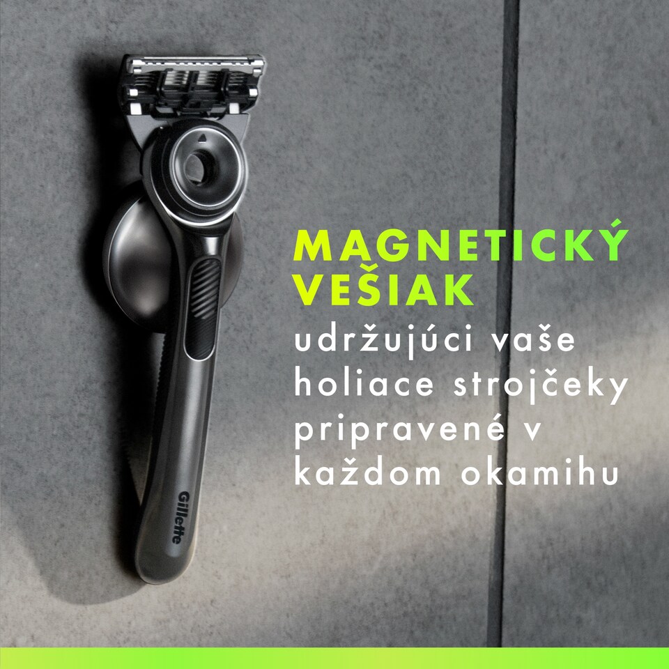 obrázok 1 z GilletteLabs Holiaci Strojček S Exfoliačným Prúžkom, 1 Rukoväť, 1 Holiaca Hlavica, 1 Nástenný Držiak