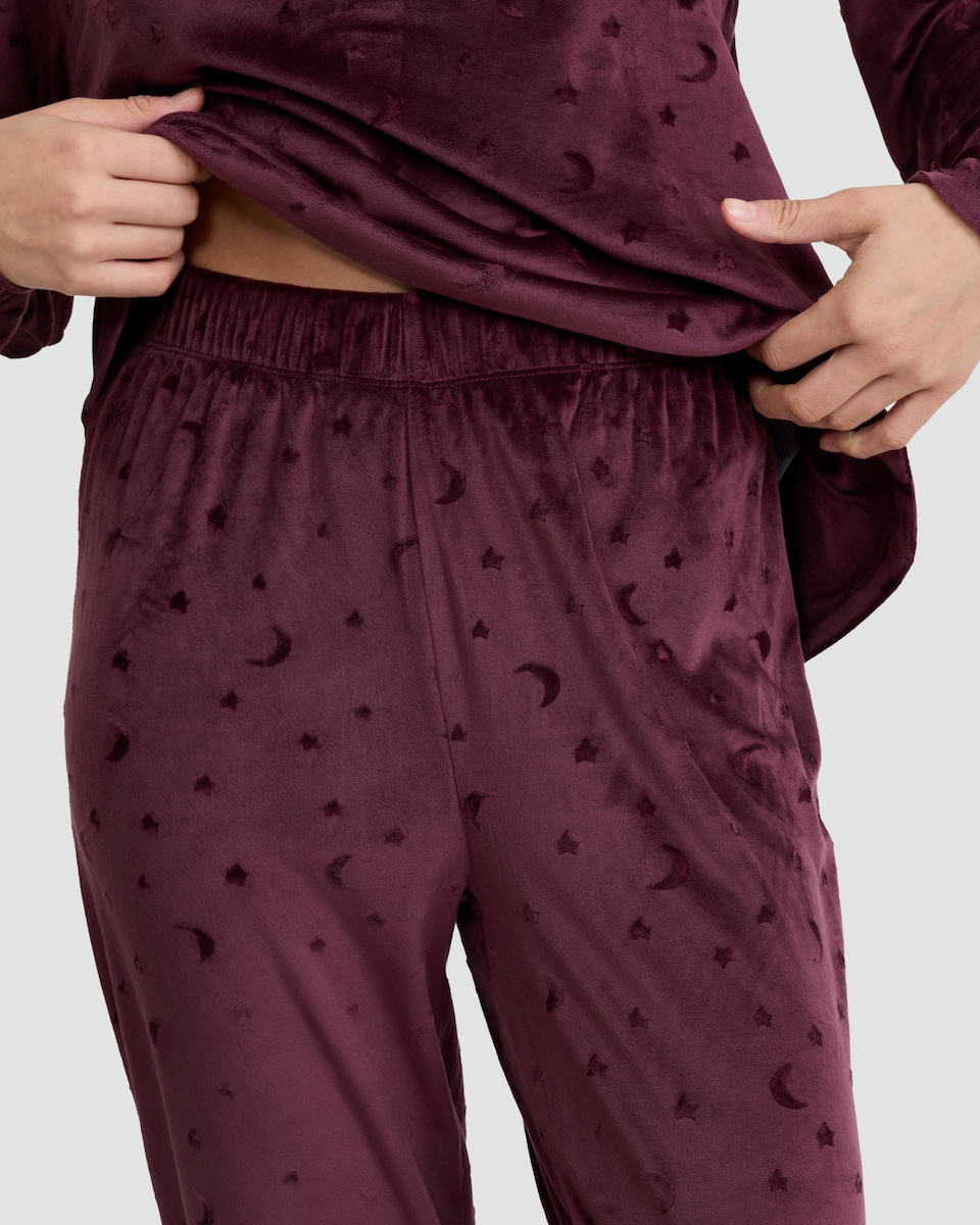 image 1 of F&F Fleece Moon and Star Print Pyjamas in Burgundy