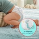 Pampers Premium Care Bugyipelenka, Méret: 7, 27 db, 15kg+  3. kép