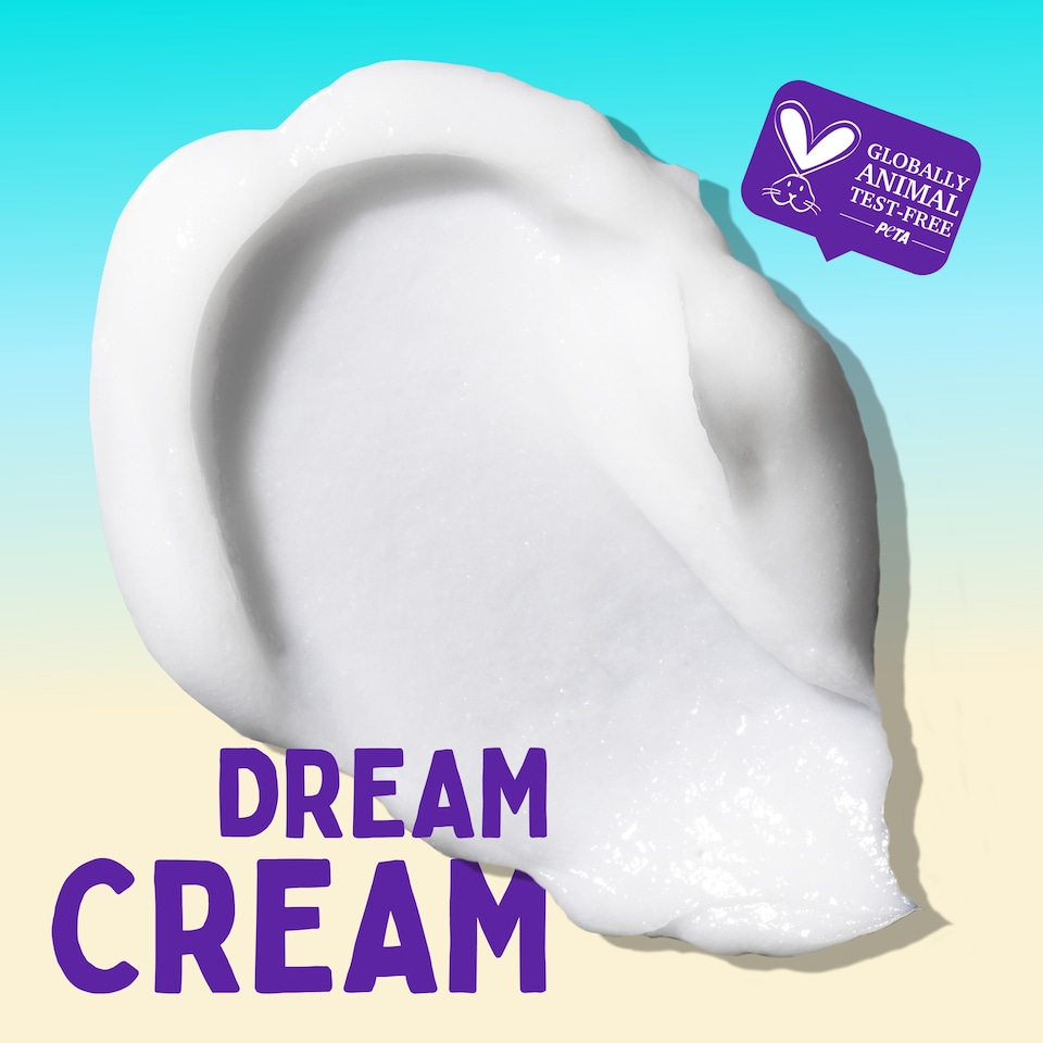 image 1 of Aussie Miracle Moist Shampoo 250ml