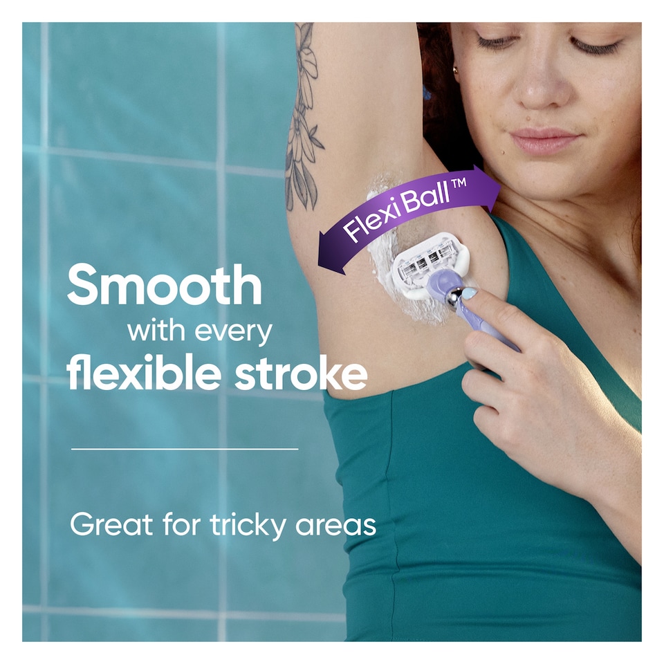 image 1 of Gillette Venus Deluxe Smooth Swirl Women's Razor Blades 3 Pack