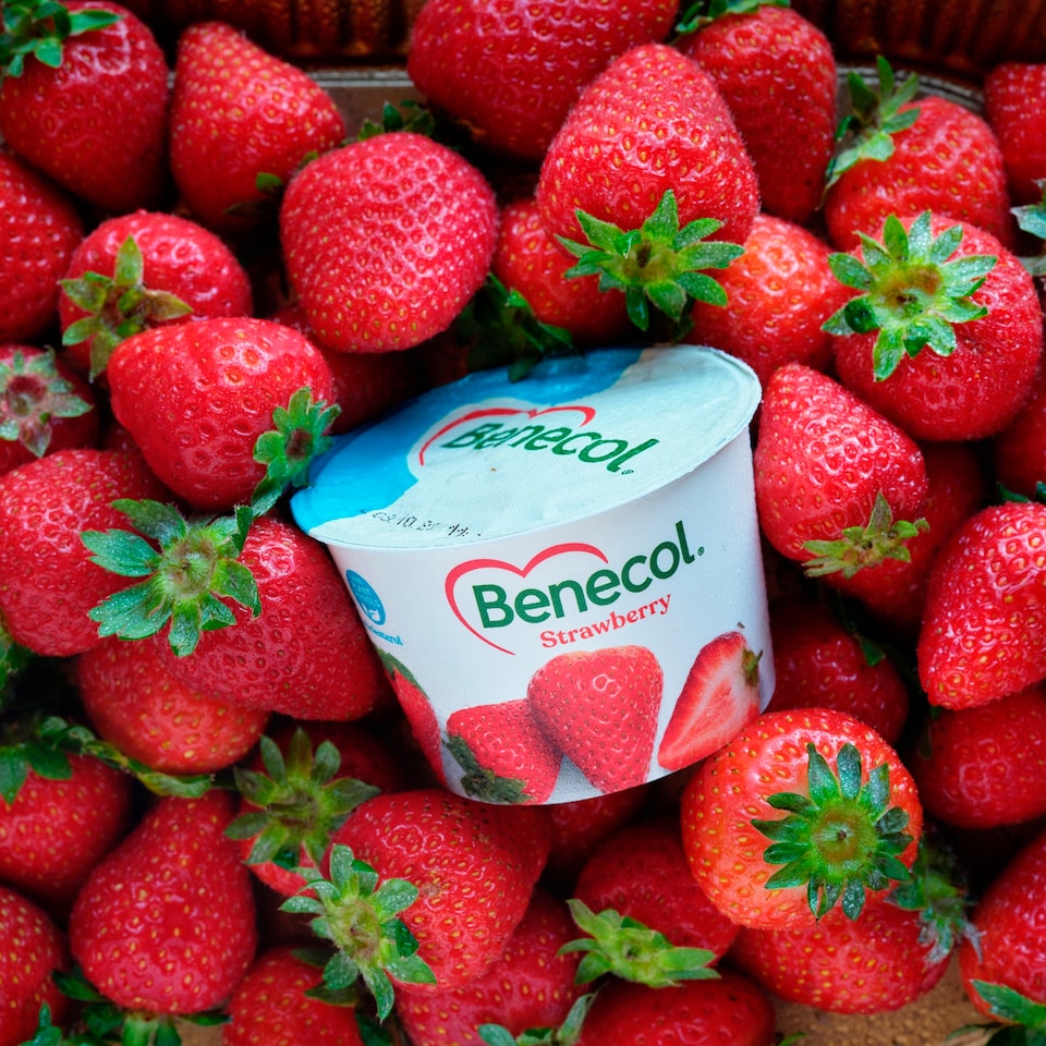 image 1 of Benecol Strawberry Yogurt 4x115g