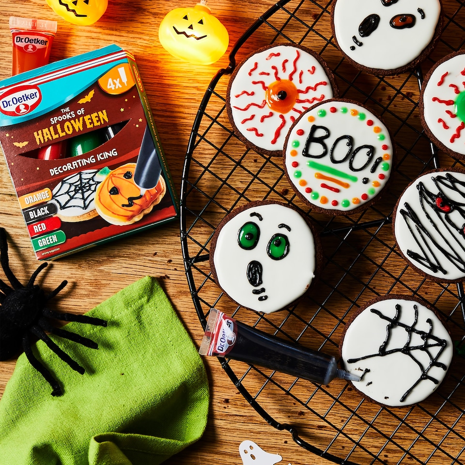 image 1 of Dr. Oetker Halloween Decorating Icing 4 x19g