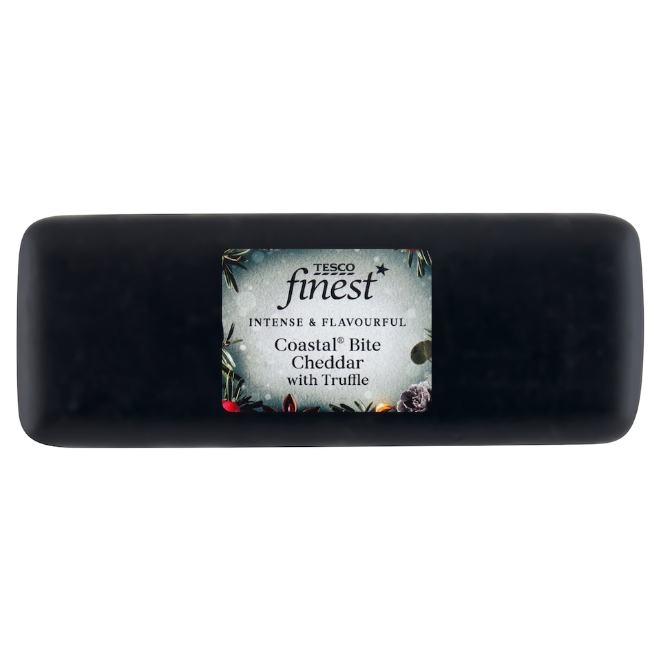 Tesco Finest Cheddar zsíros, félkemény sajt csiperkegombával, fekete olajbogyóval 200 g