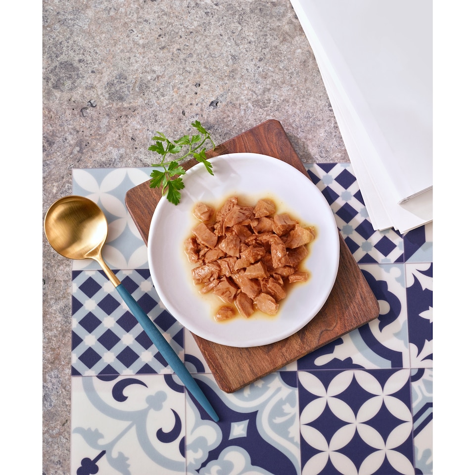 image 1 of GOURMET Perle Connoisseur's Collection in Gravy Wet Cat Food 12x85g