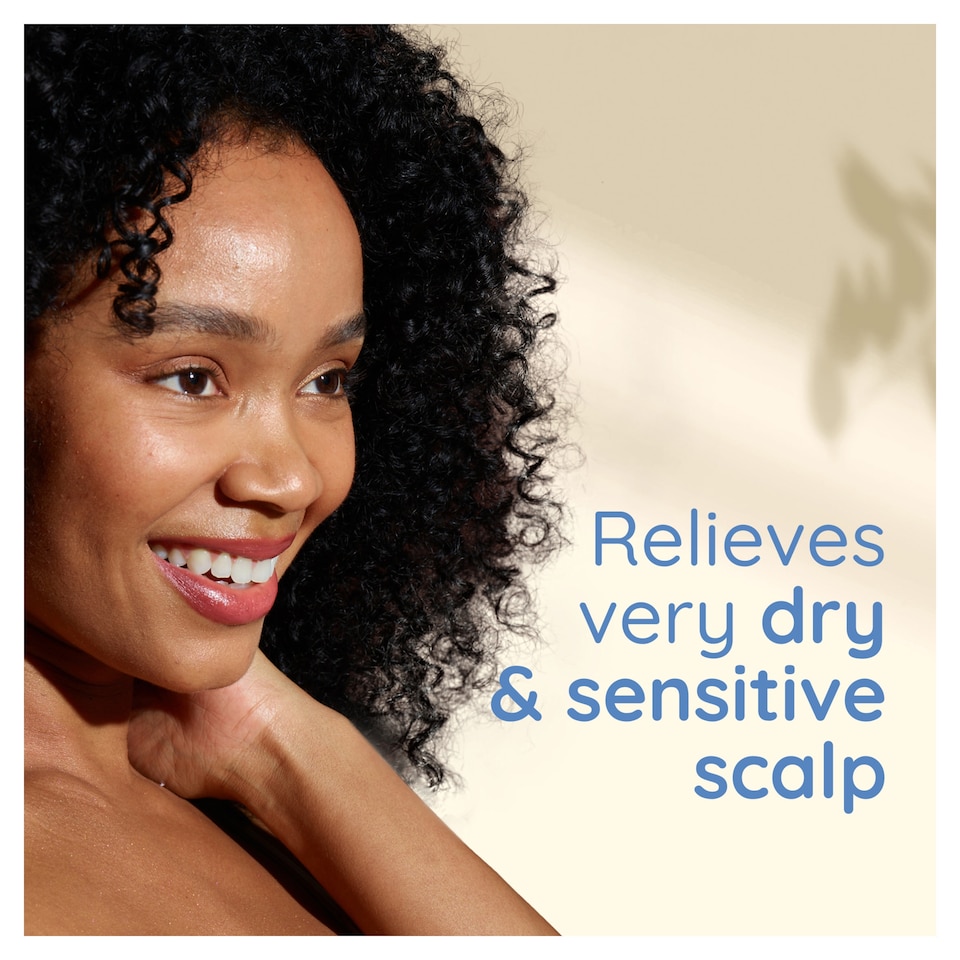 image 1 of Aveeno Shampoo 300Ml
