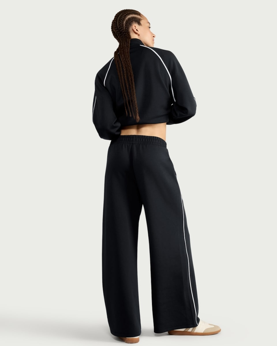 image 1 of F&F Active EVERYHOUR Side Stripe Wide Leg Joggers in Black