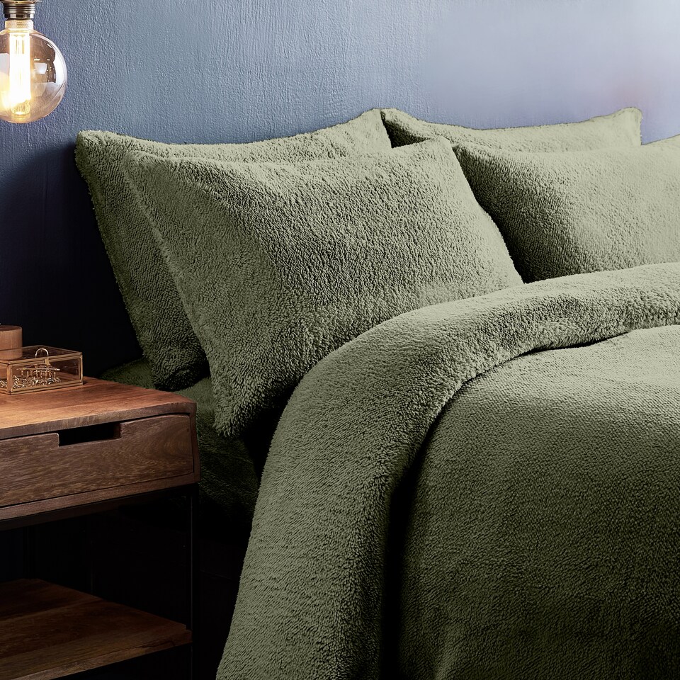 image 1 of Silentnight Green Teddy Duvet Double