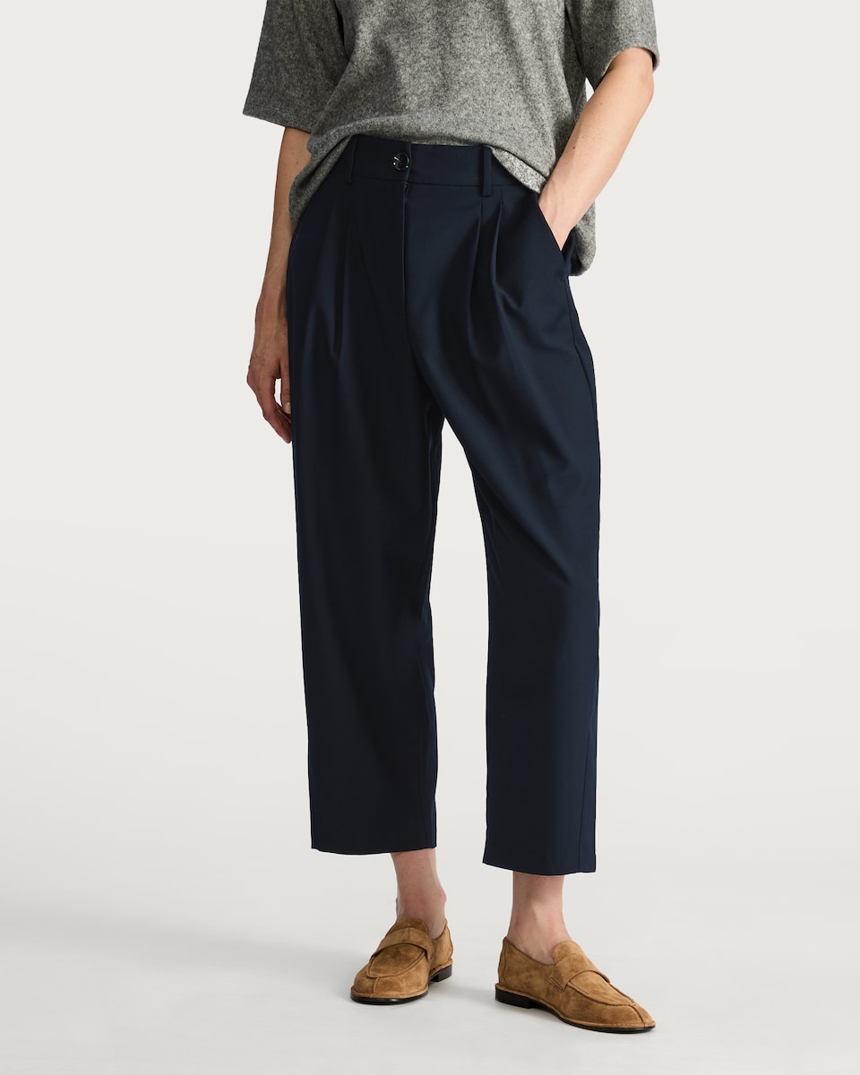 image 1 of F&F Carrot Leg Pleated Tapered Trousers in Navy