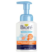Biore Baking Soda Foam Cleanser 200Ml