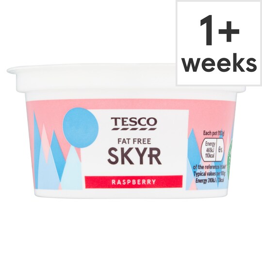 Tesco Fat Free Skyr Yogurt Raspberry 150G Tesco Groceries