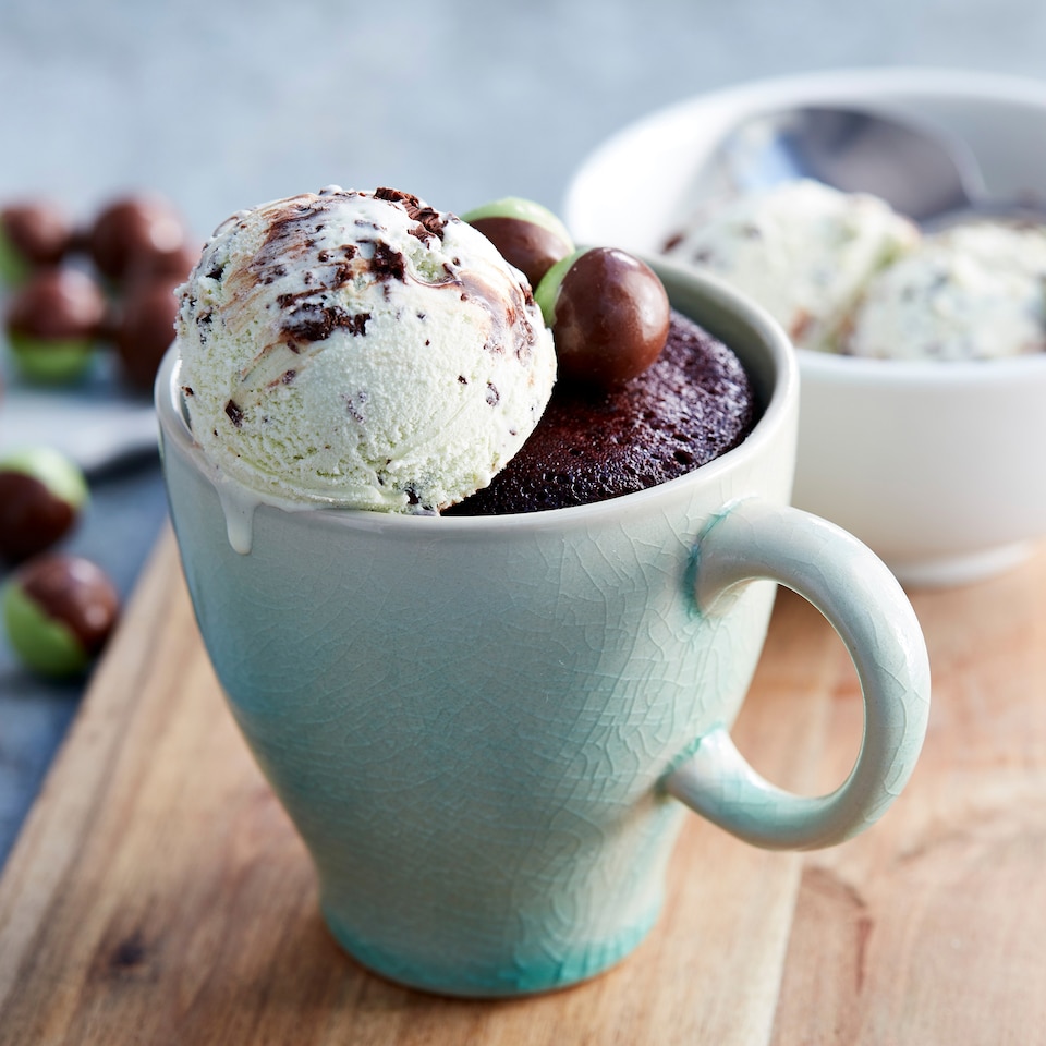 image 1 of Dr. Oetker Rich Chocolate Pud in a Mug 70g