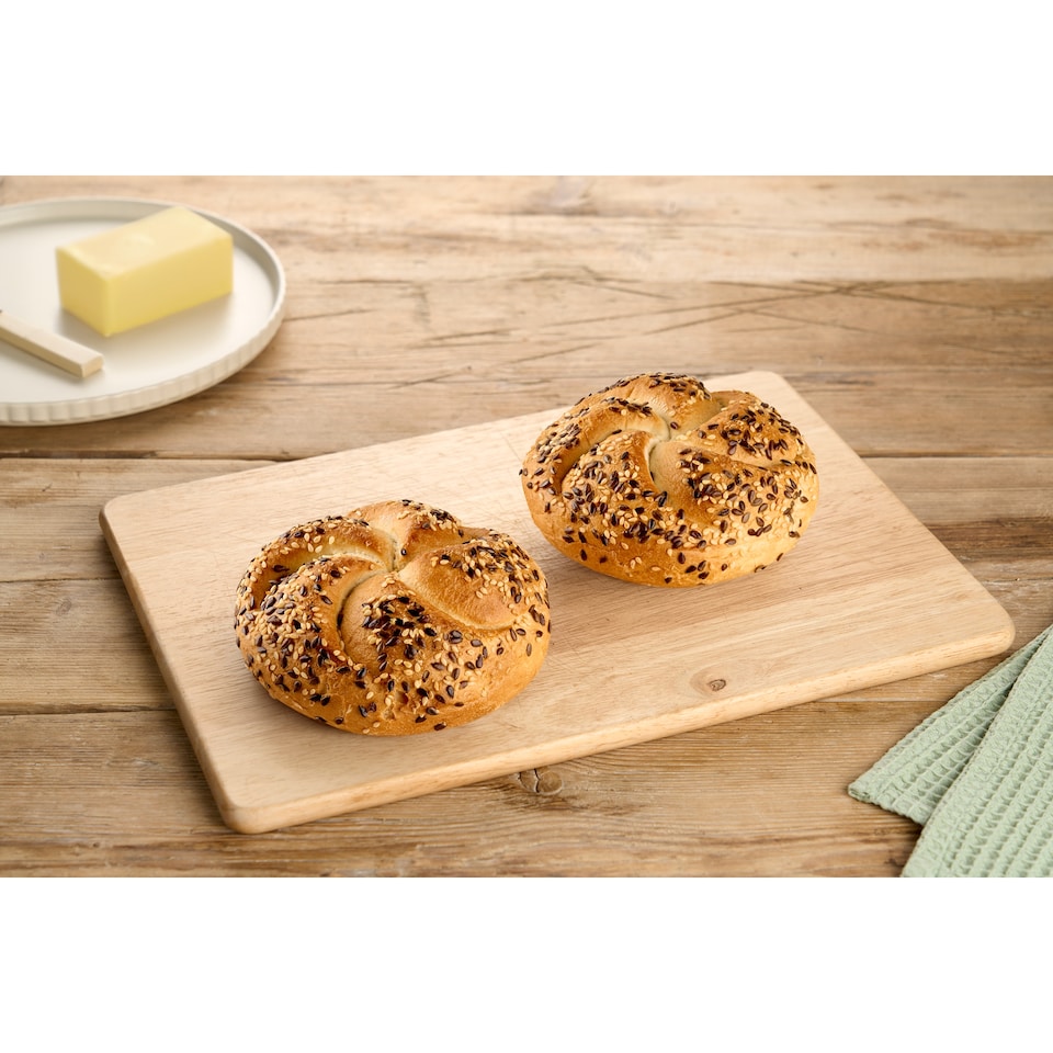 image 1 of Tesco Kaiser with Flax and Sesame 95 g